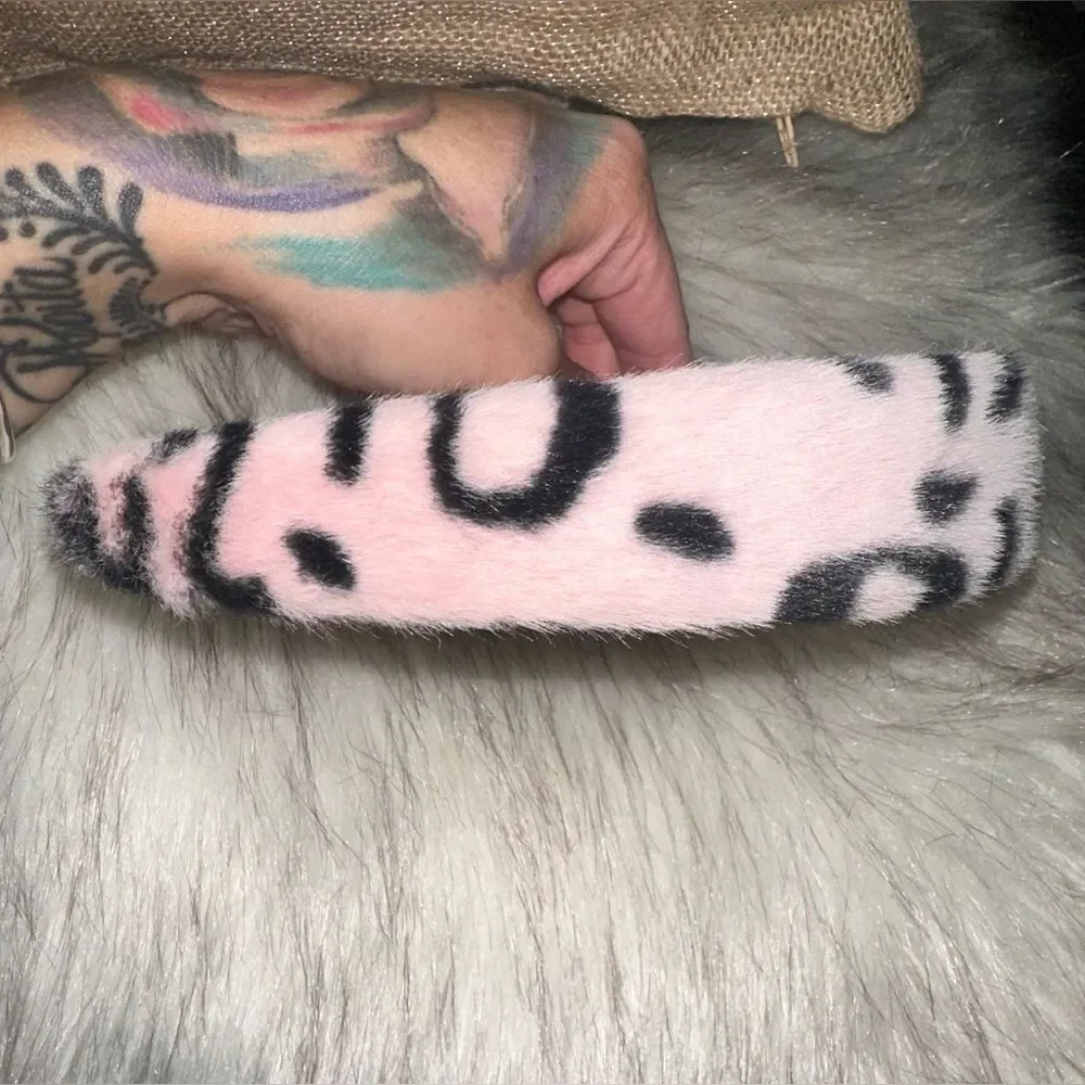 NWOT Faux Fur Leopard Headband In Pink & Black